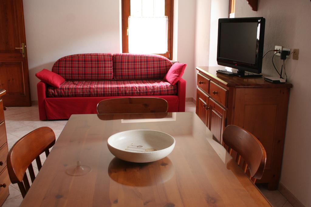 Maison Chante Lune Introd Kamer foto