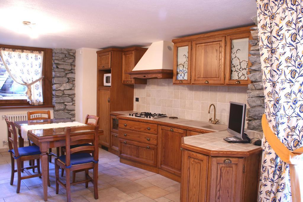 Maison Chante Lune Introd Kamer foto
